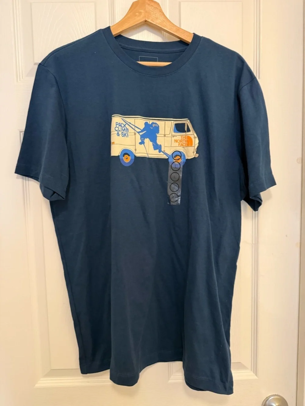 NWT The North Face Outdoor Free Short Sleeved Tee in Blue Wing Teal